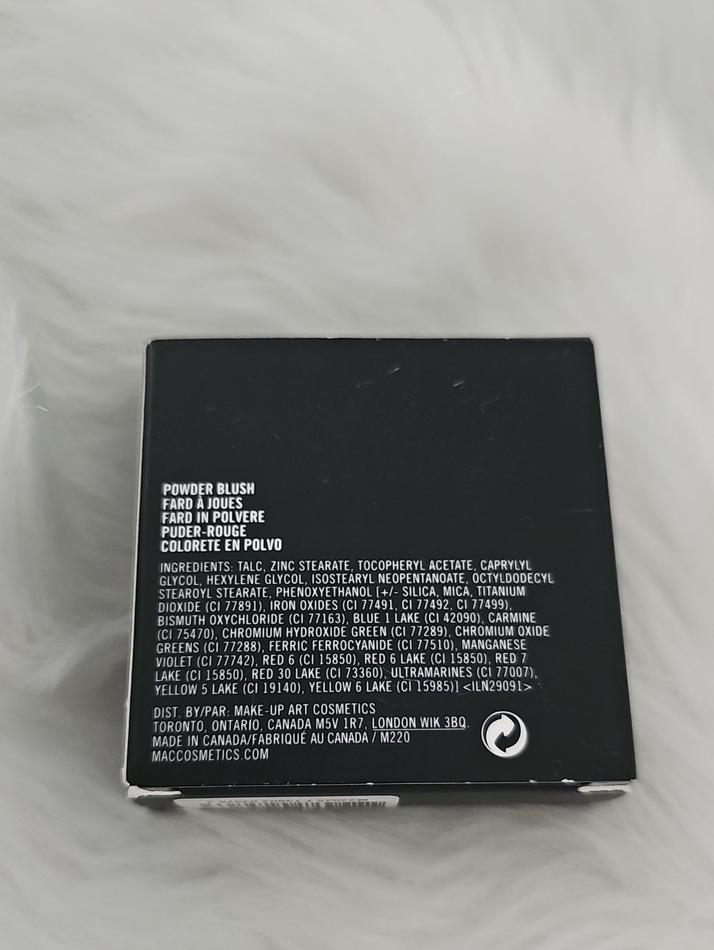 MAC Cosmetics Powder Blush - Dame - Picture 2 of 3